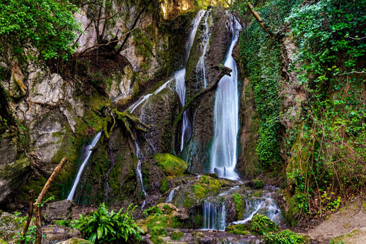 Menotre Falls in Umbria: One of Italy’s Best Hidden Spots for Nature Lovers