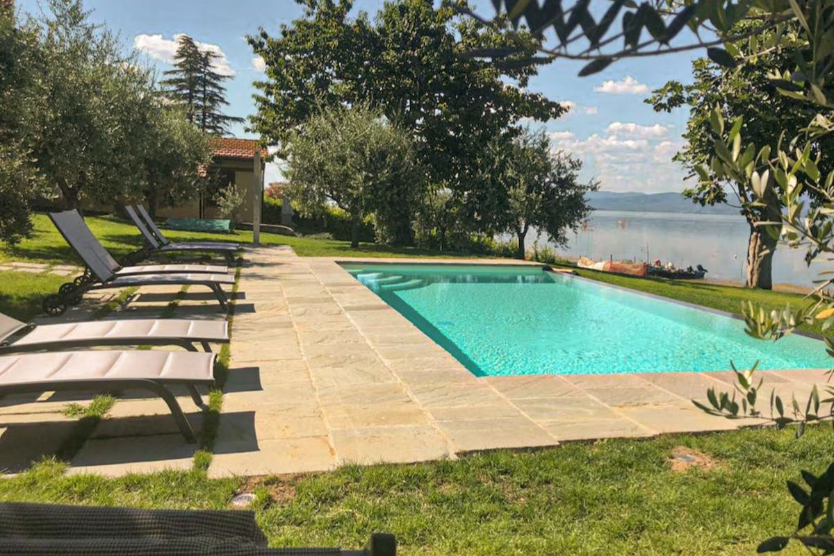 La Folaga del Trasimeno - Trasimeno Lake