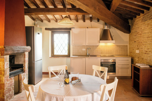 Villaluce Wine Agriturismo - Trasimeno Lake