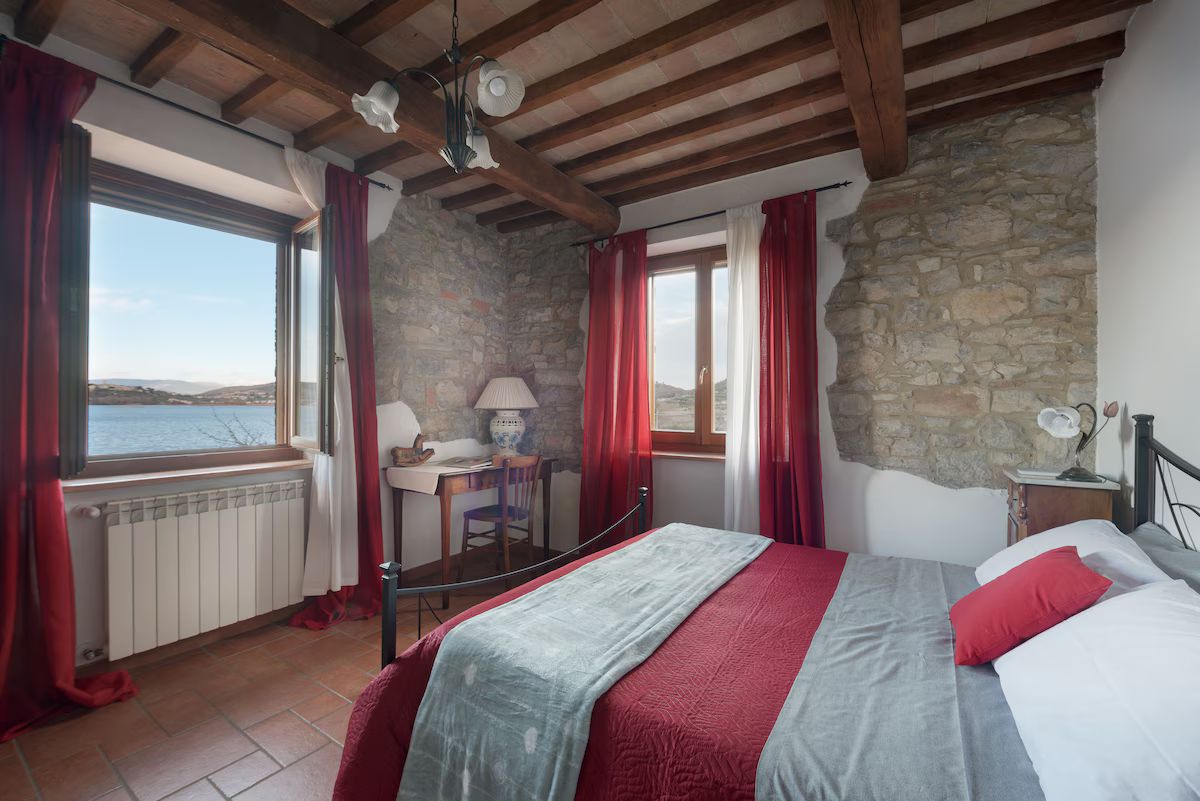 La Folaga del Trasimeno - Trasimeno Lake